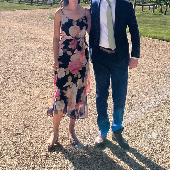 KARL LAGERFELD PARIS Printed Belted Midi Dress - Picture 2 of 3